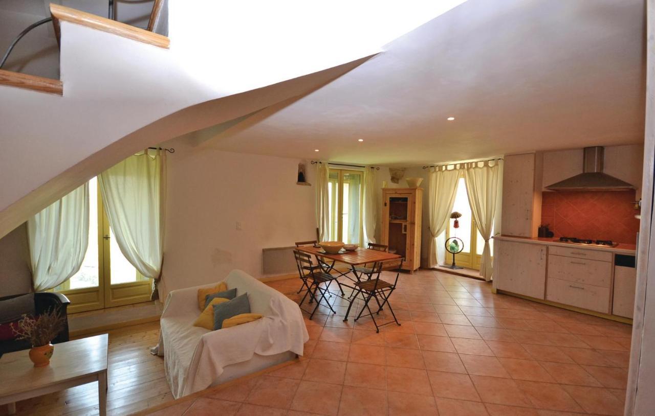 Stunning Home In Viens With House A Mountain View Ngoại thất bức ảnh