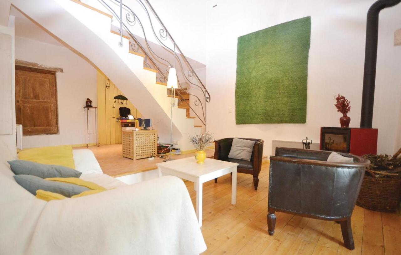 Stunning Home In Viens With House A Mountain View Ngoại thất bức ảnh